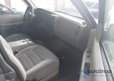 1998 Ford Explorer Eddie Bauer/Limited/Xl/Xlt z USA, uszkodzony, nr VIN 1FMZU34X8WUC69252